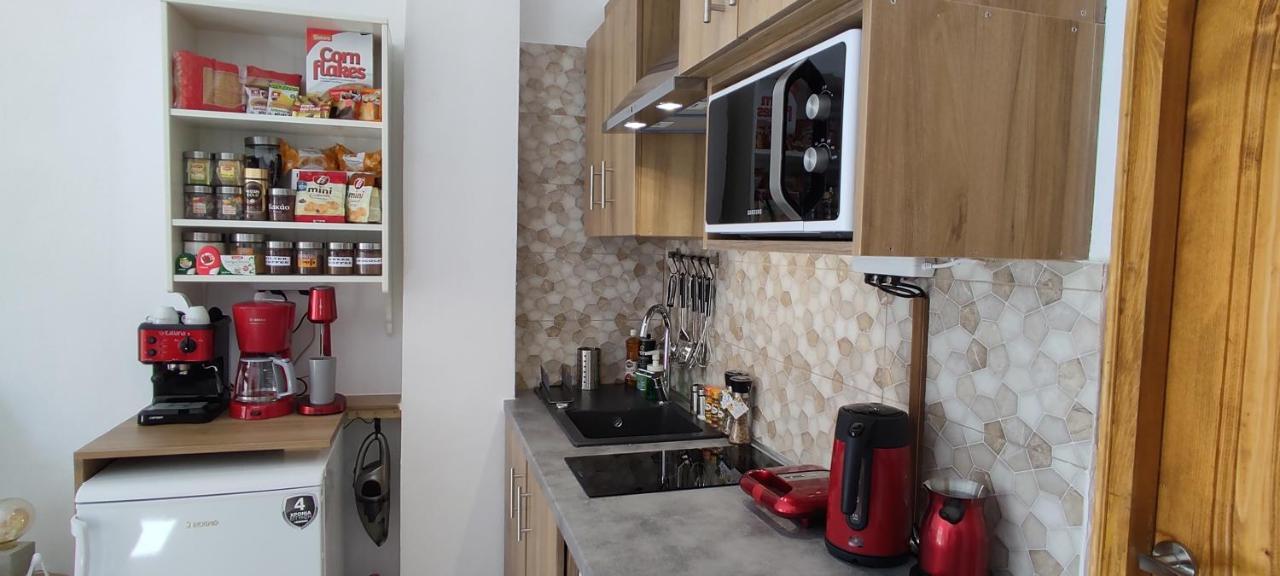 Апартаменти Beautiful Choice - Near Athens Airport - 50M From The Sea - Iq+ Артеміда Екстер'єр фото